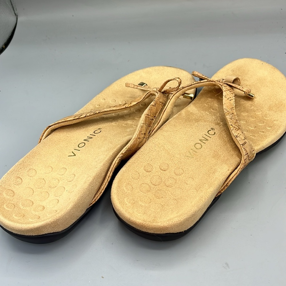 Vionic Bella sandals‎